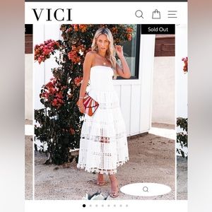 VICI Underwood Strapless smocked dress. Size S NWT